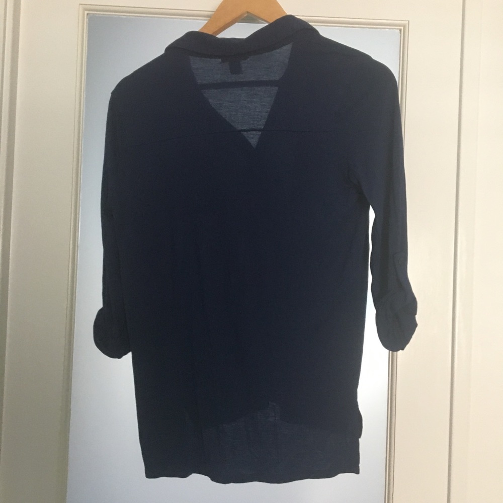 🌼 3/$6 Navy Button Up - Picture 3 of 3